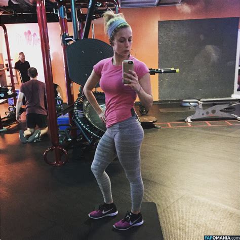 iliza shlesinger leaked|Iliza Shlesinger : r/fitgirls